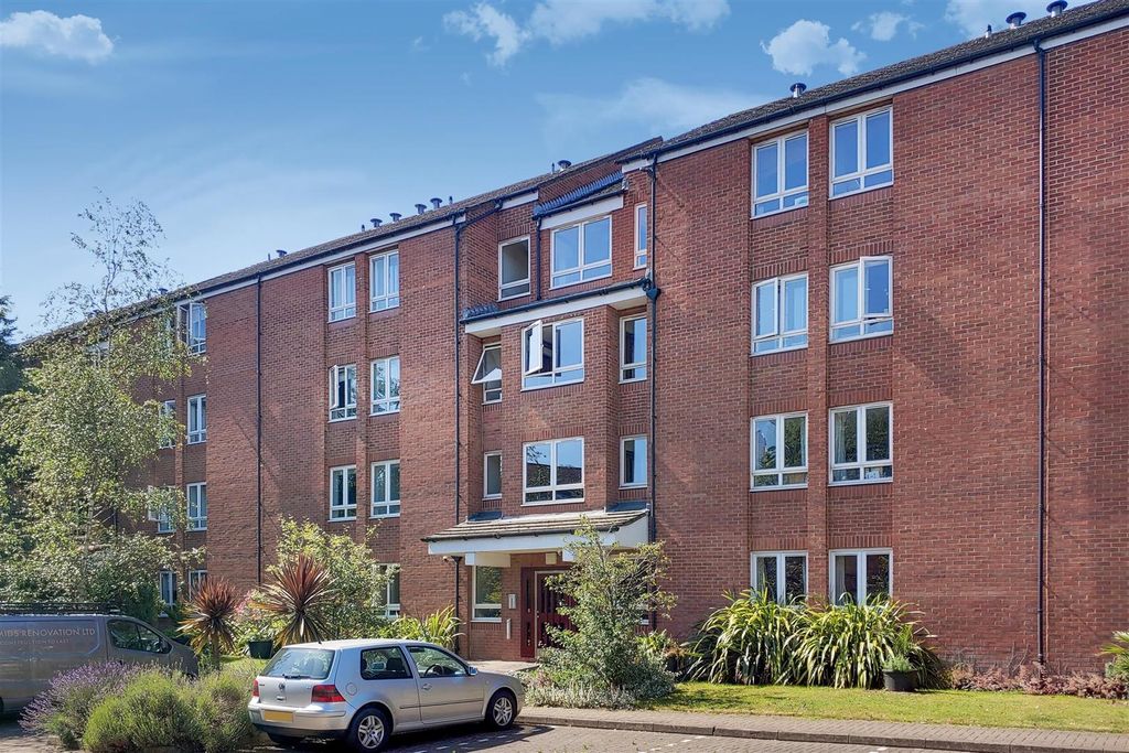 Property photo 1 of 8