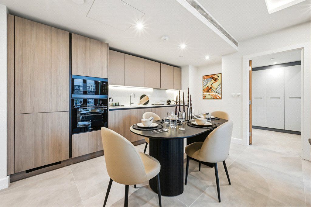 Property photo 3 of 32 Picture No. 07