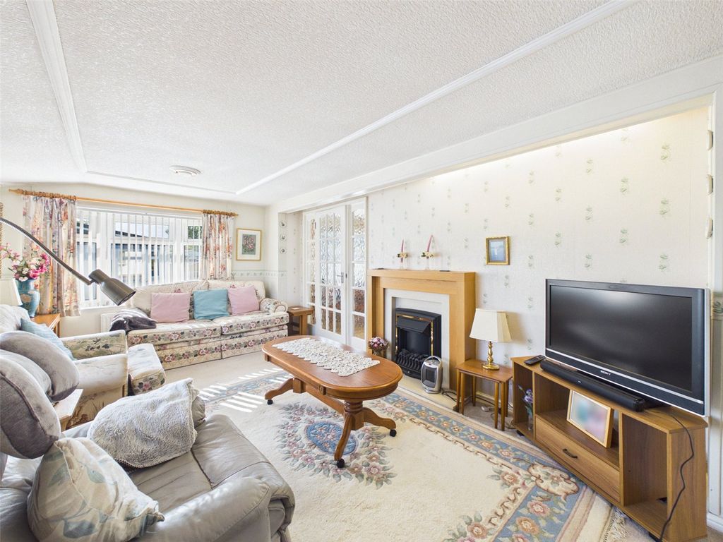 Property photo 2 of 13 Picture No. 10