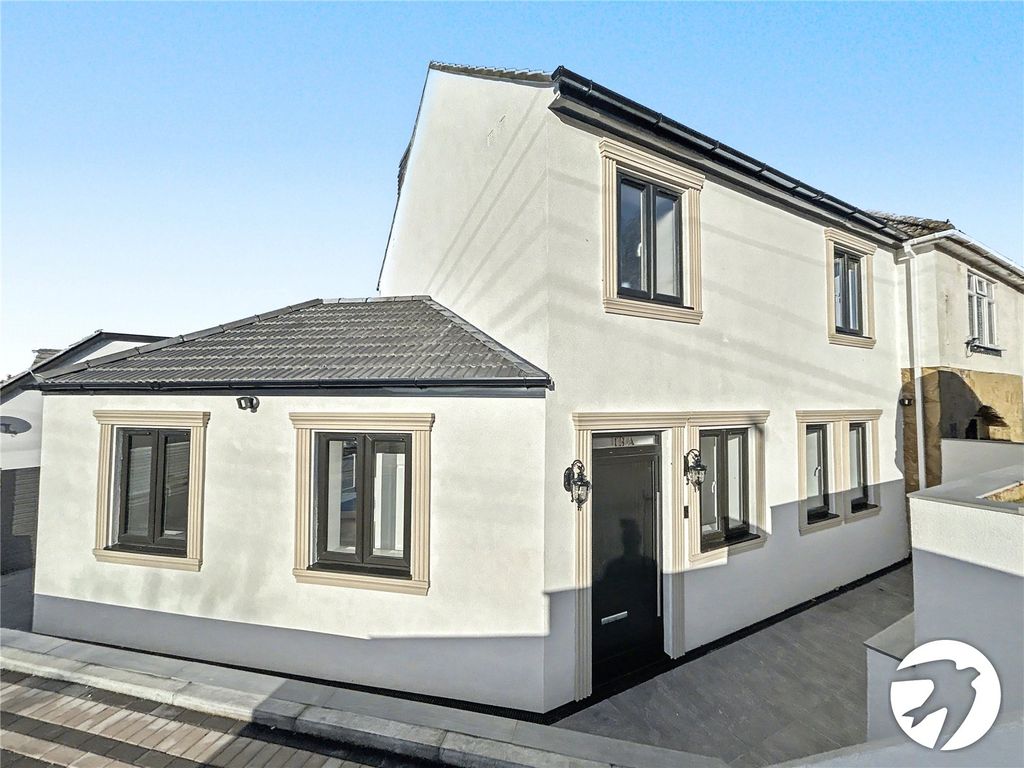 Property photo 1 of 35 Picture No. 35