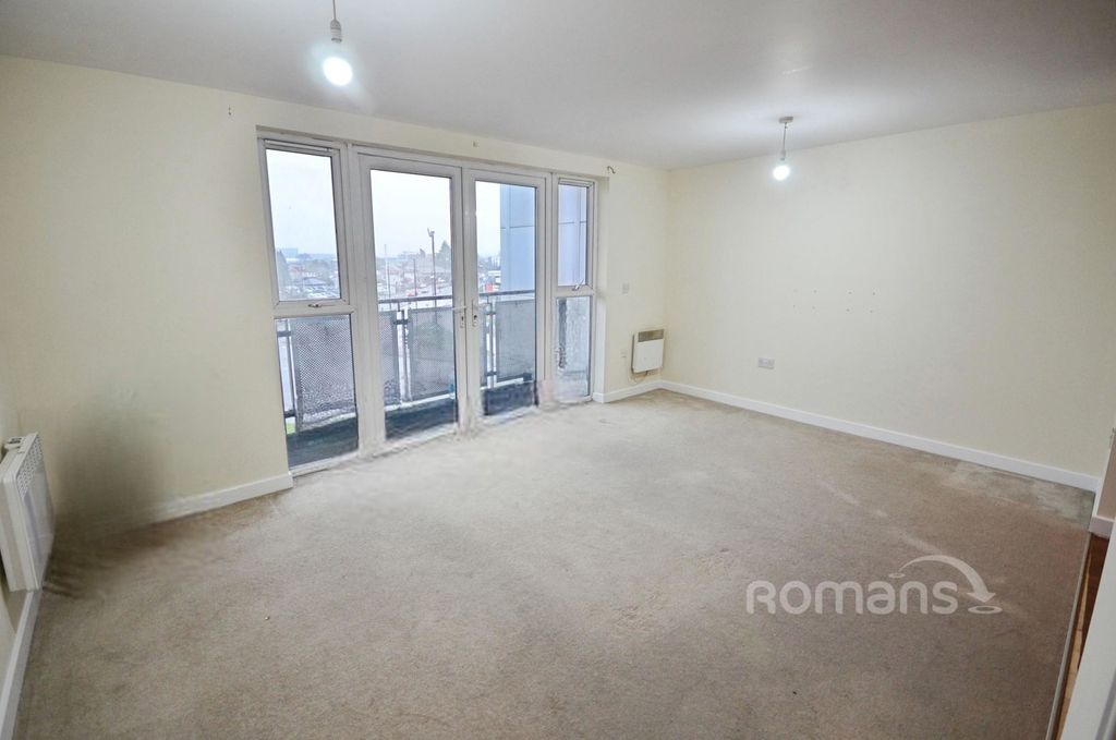 Property photo 3 of 12 Pbox-Img.Jpg