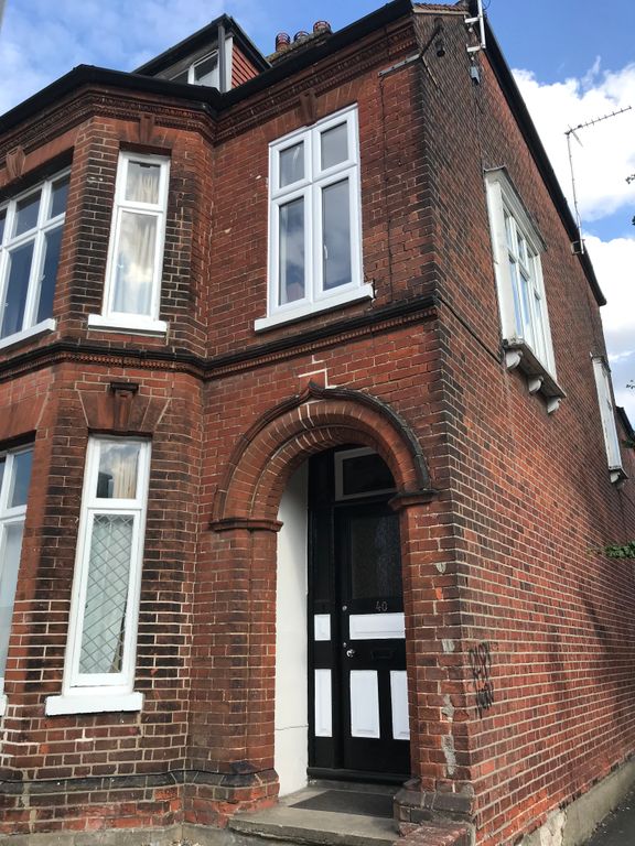 Property photo 2 of 12