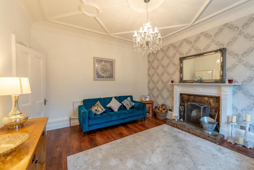 Property photo 3 of 43 Living Room