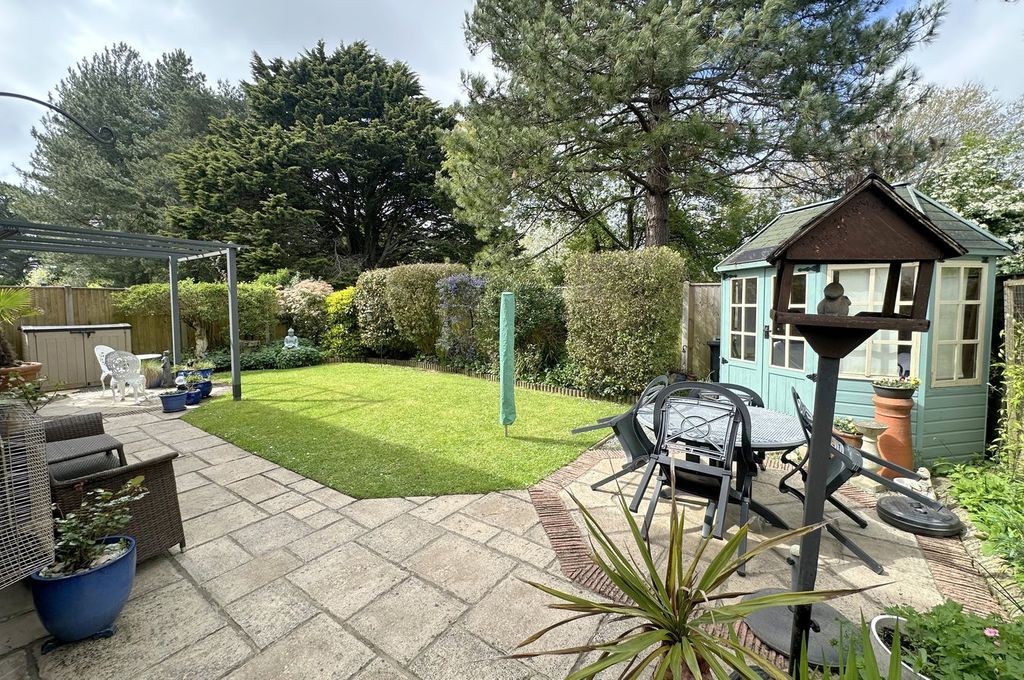 Property photo 3 of 18