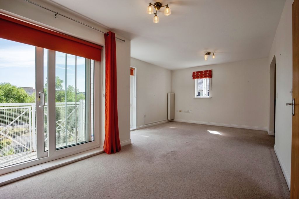 Property photo 2 of 20 Pbox-Img.Jpg