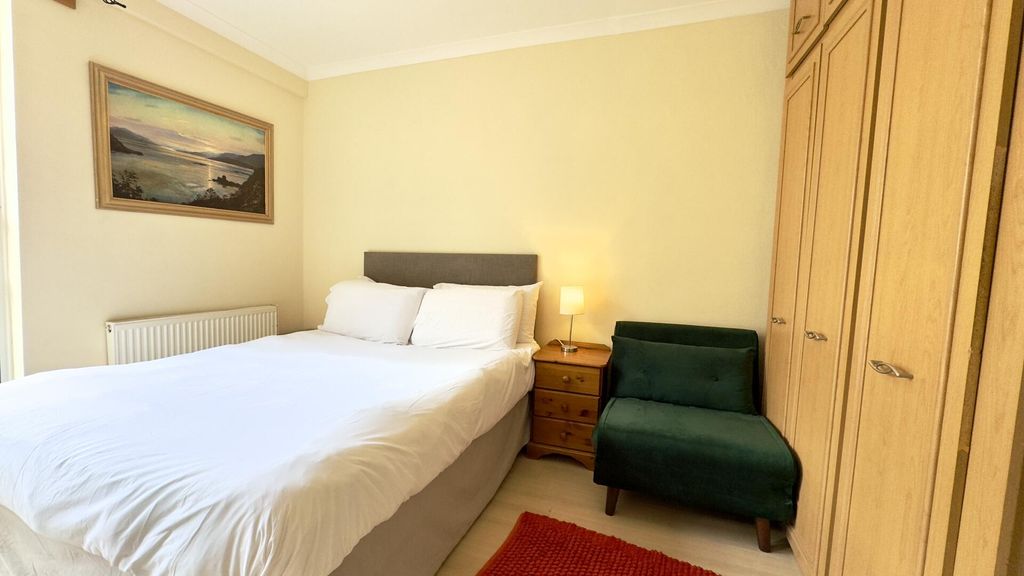 Property photo 1 of 15 Bedroom