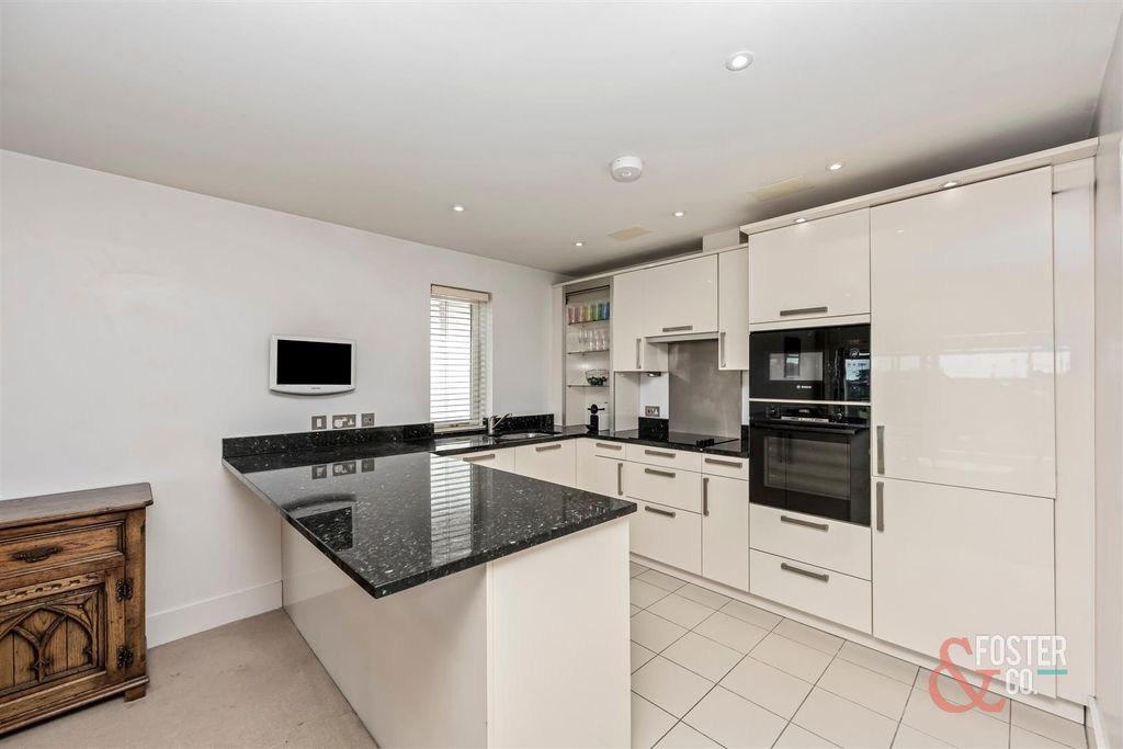 Additional image 8 of 3 bed flat for saleThe Upper Drive, Hove BN3