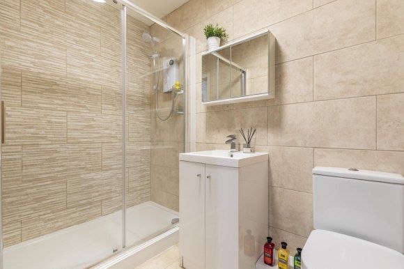 Property photo 2 of 8 9633731.Jpg