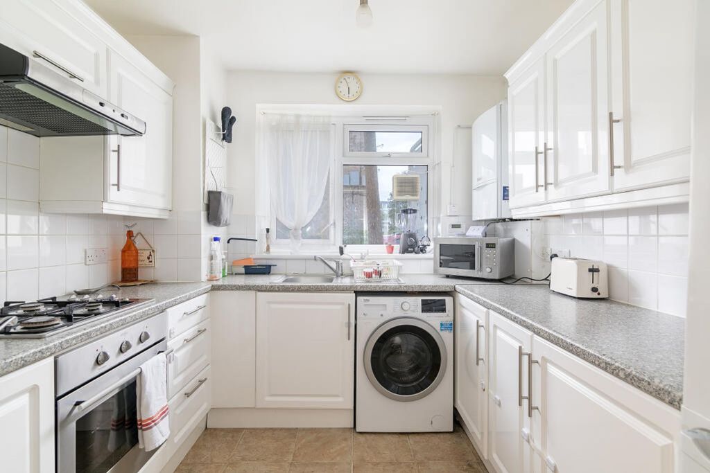 Property photo 3 of 10