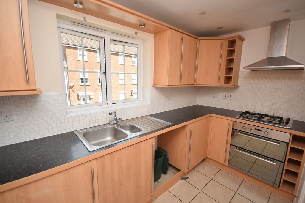 Property photo 3 of 10 Litchen