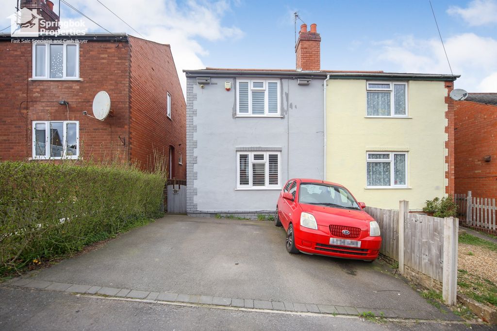 Property photo 1 of 8 Front View