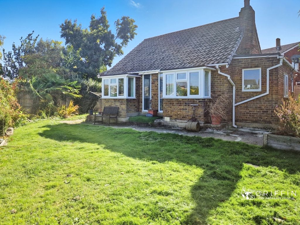 Property photo 1 of 20 17Tudorrose