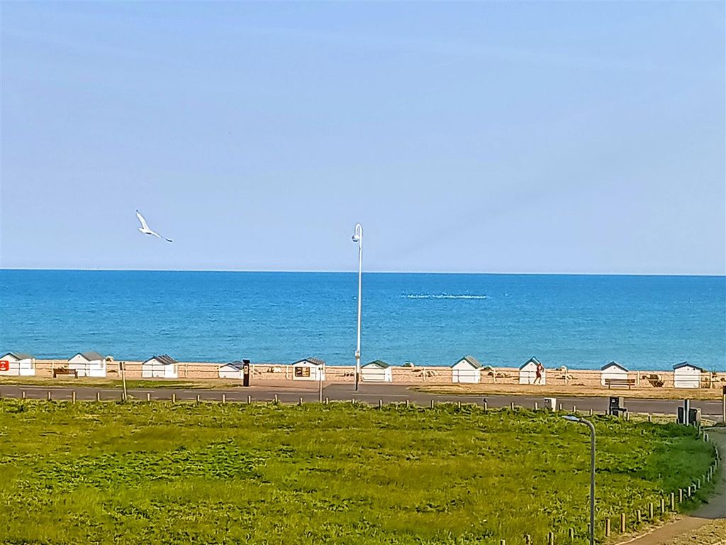 Property photo 3 of 21 1000009080.Jpg