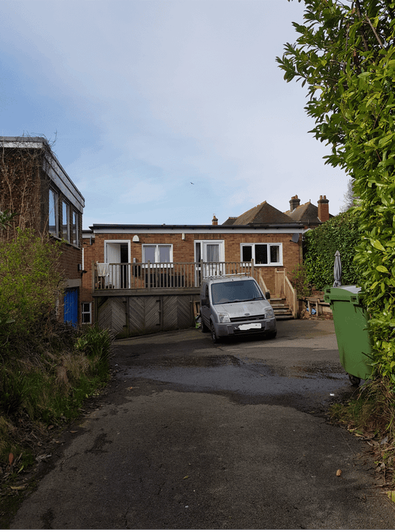 Property photo 3 of 8 Rear Photo Trading 4 U.Png