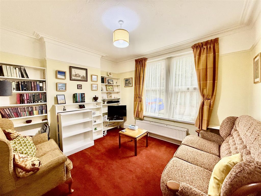 Property photo 3 of 12 Img_3827.Jpeg