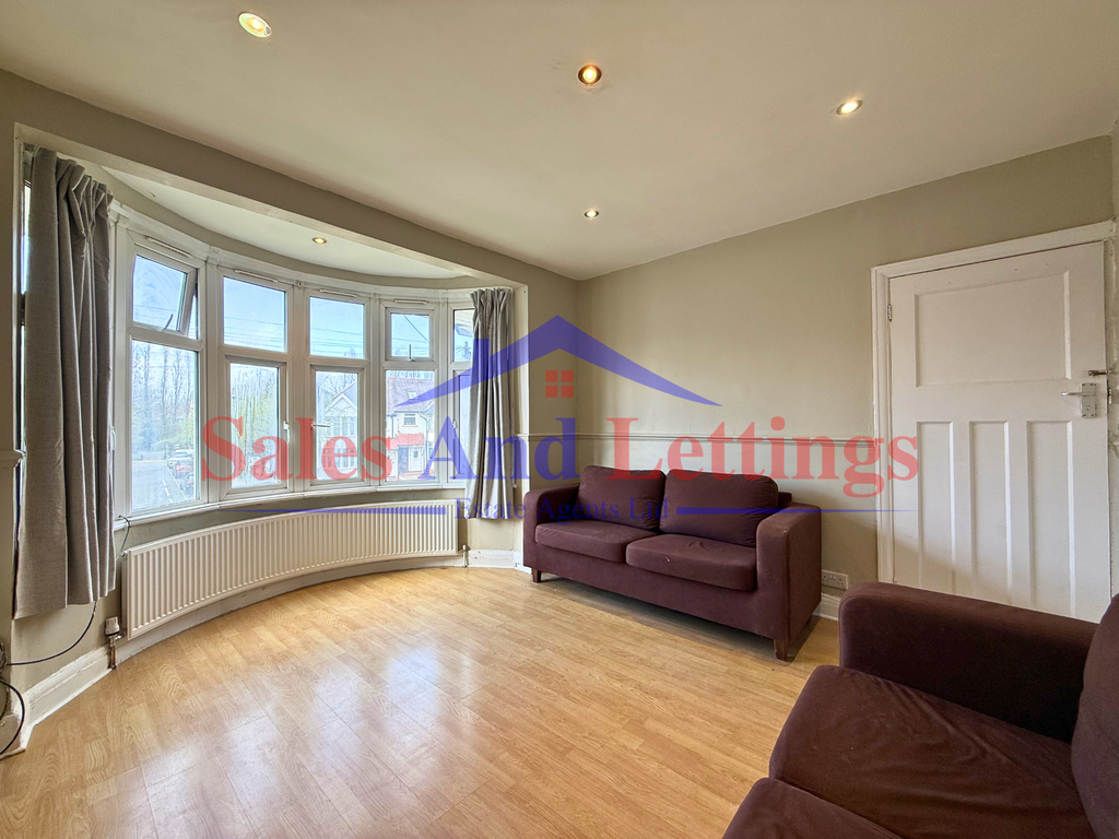 Property photo 2 of 4