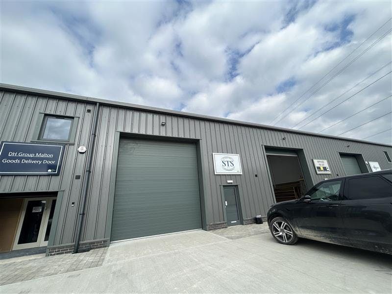 Property photo 1 of 5 2Df90Ea2-7375-4A24-97E5-Ff8Df089Fdbf.Jpg