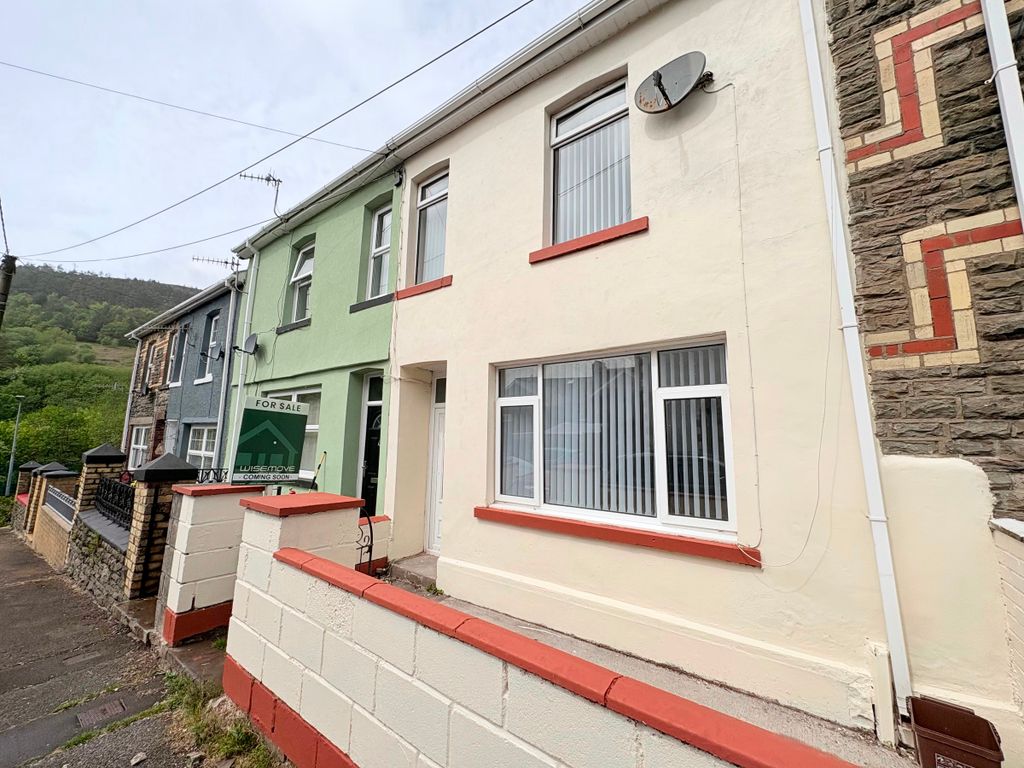 Property photo 2 of 22