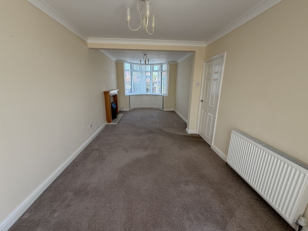 Property photo 3 of 20 Gallery