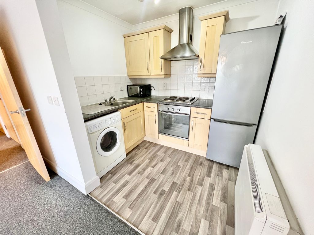 Property photo 2 of 11 Image
