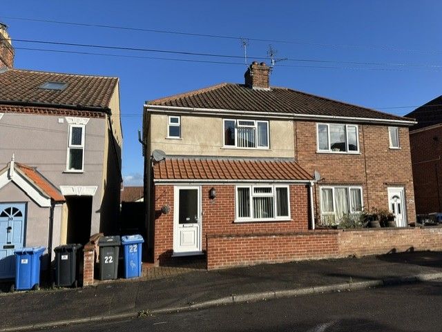Property photo 1 of 11