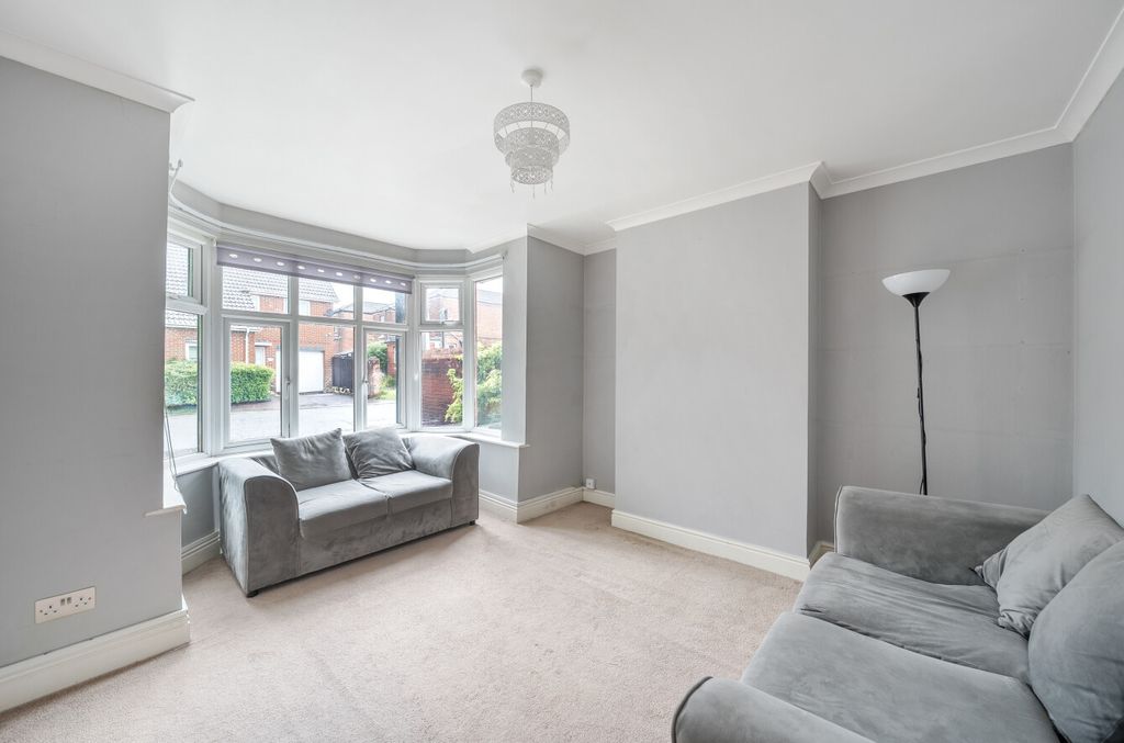 Property photo 2 of 11 1471558-8-6A1Ed0c...