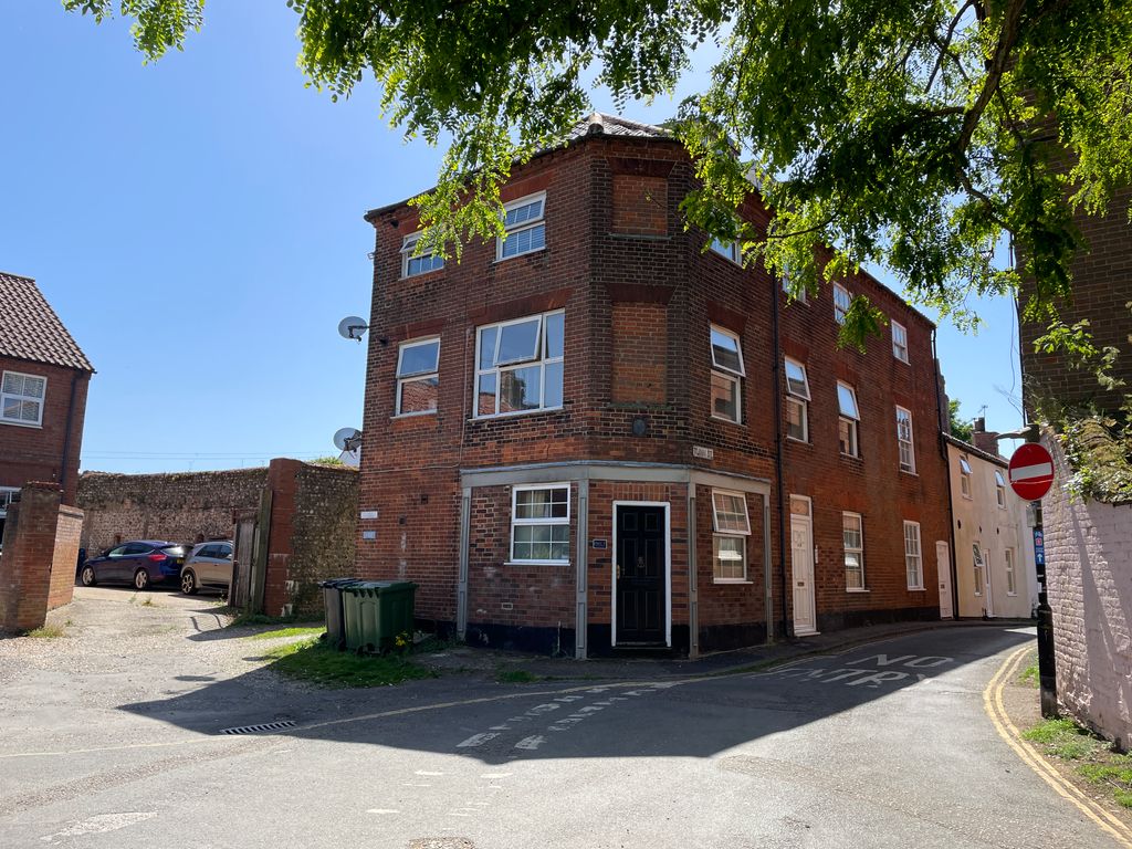 Property photo 1 of 6
