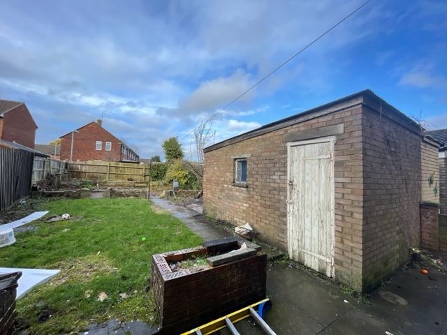 Property photo 2 of 15