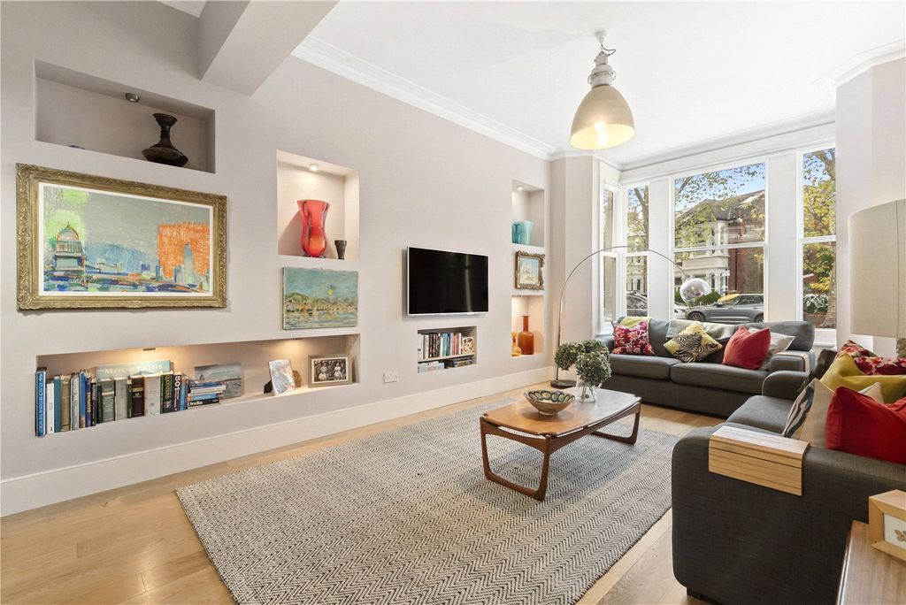 Property photo 2 of 17 Picture No. 02