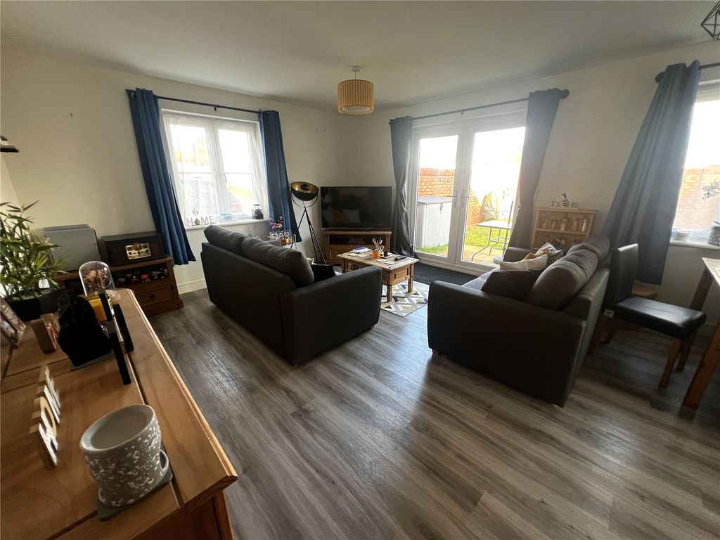 Property photo 2 of 11 Picture No. 06