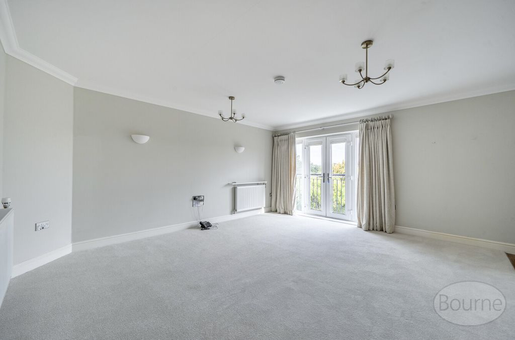 Property photo 2 of 22 363Fd977-6240-450...