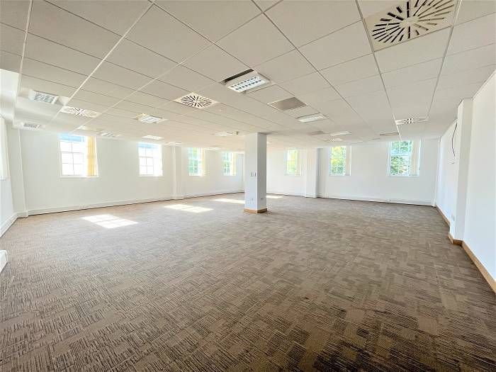 Property photo 2 of 3