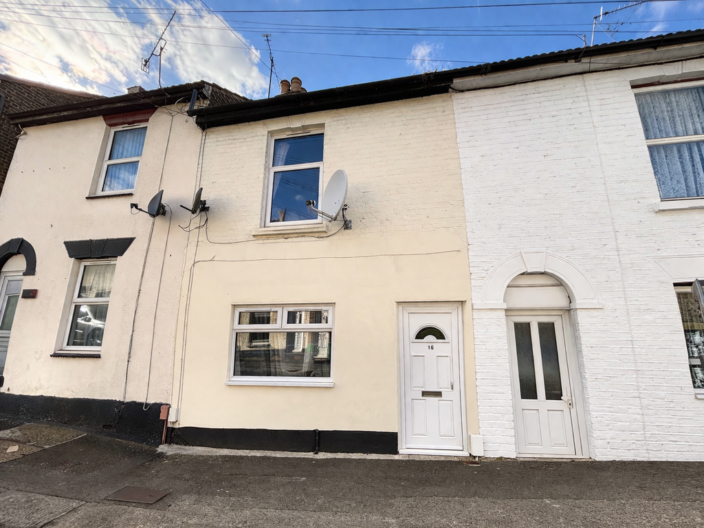 Property photo 1 of 8 Photo 8