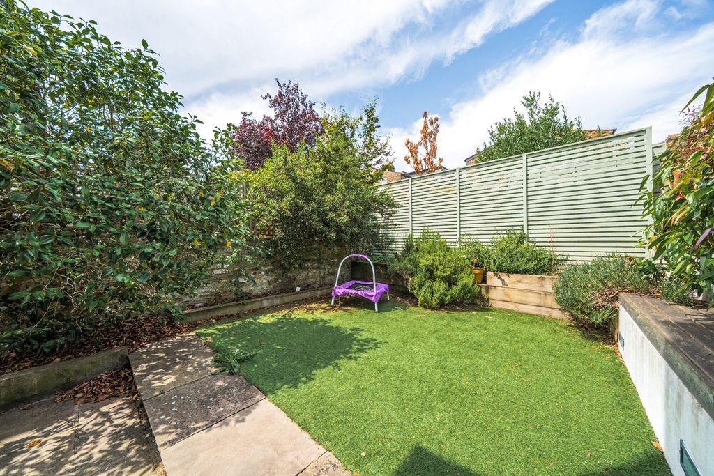 Property photo 3 of 18 1488709-5-6A50d05...