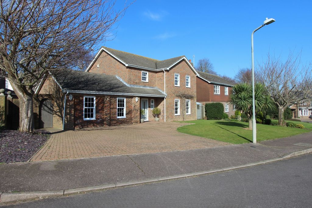 Property photo 1 of 19 Photo 5