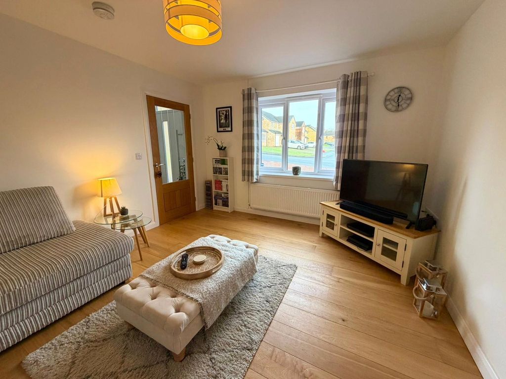 Property photo 3 of 29 Picture No. 10