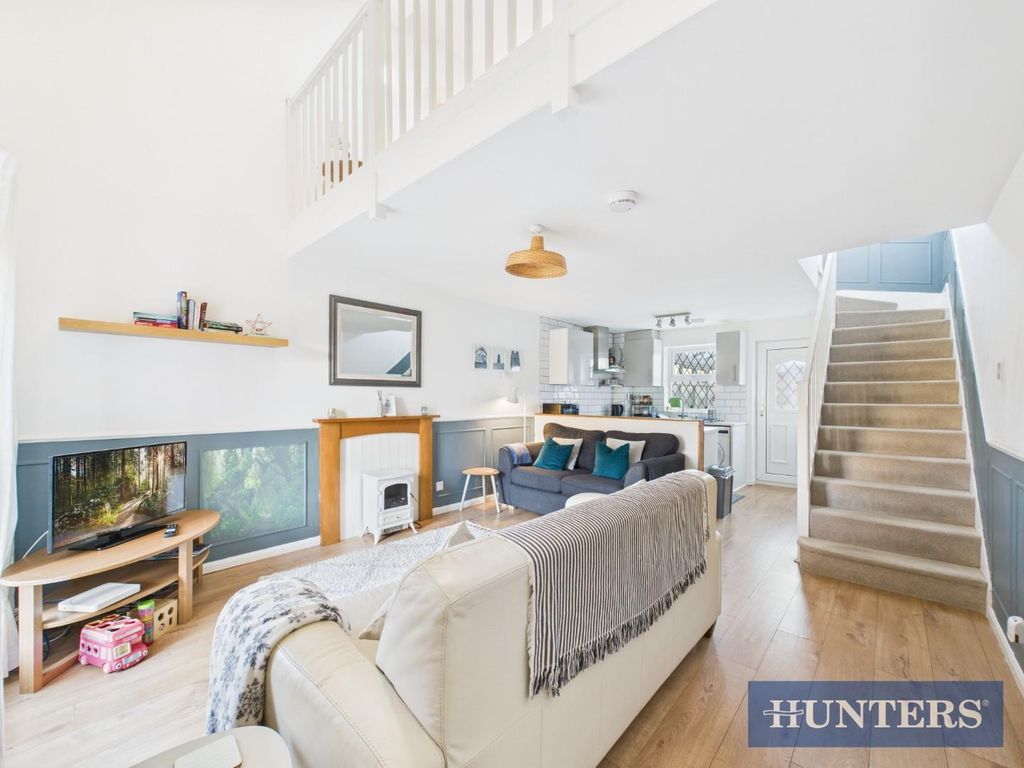 Property photo 2 of 12 Living Room