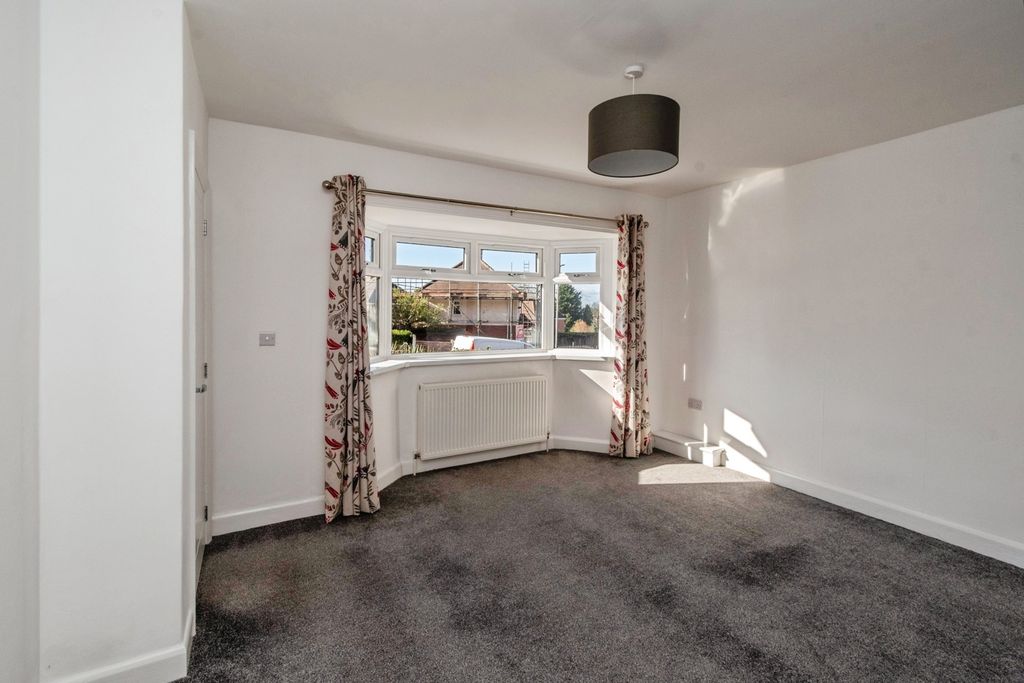 Property photo 2 of 20 Pbox-Img.Jpg