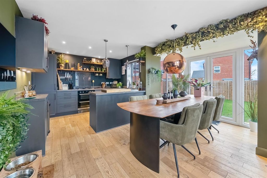 Property photo 2 of 23 Dsc06468-Hdr.Jpg