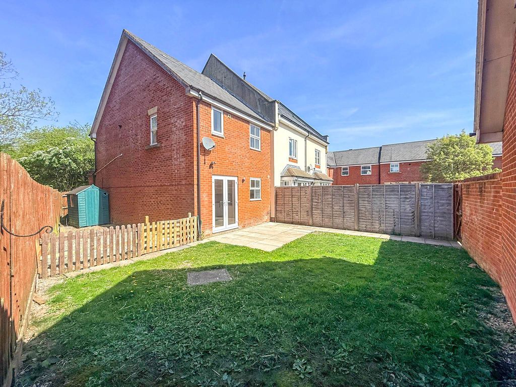 Property photo 2 of 6 Photo 1