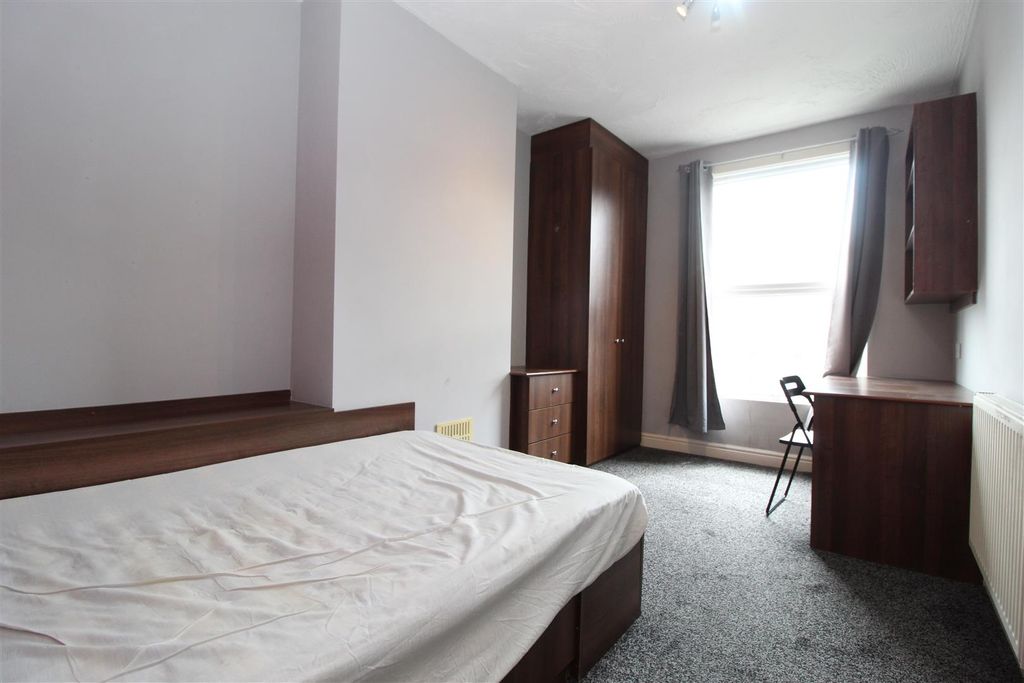 Property photo 2 of 7 Img_3264.Jpg