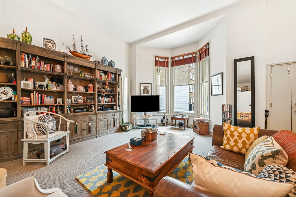 Property photo 2 of 16 Reception