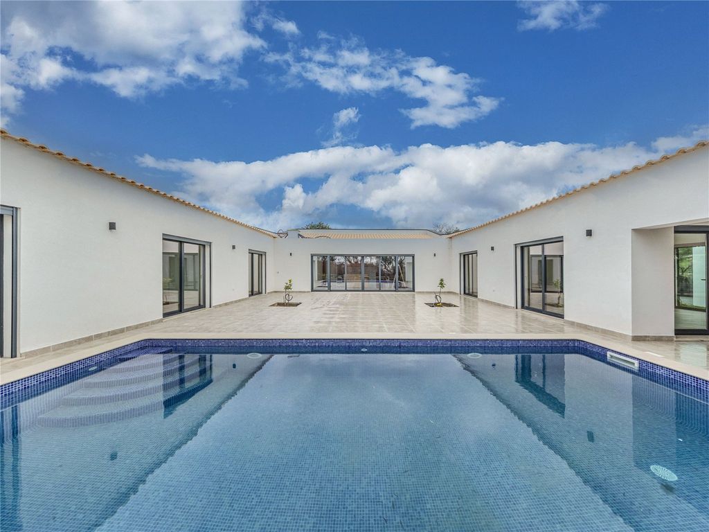 Property photo 1 of 15 Picture No. 63