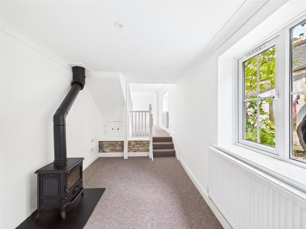 Property photo 3 of 21 Picture No. 14