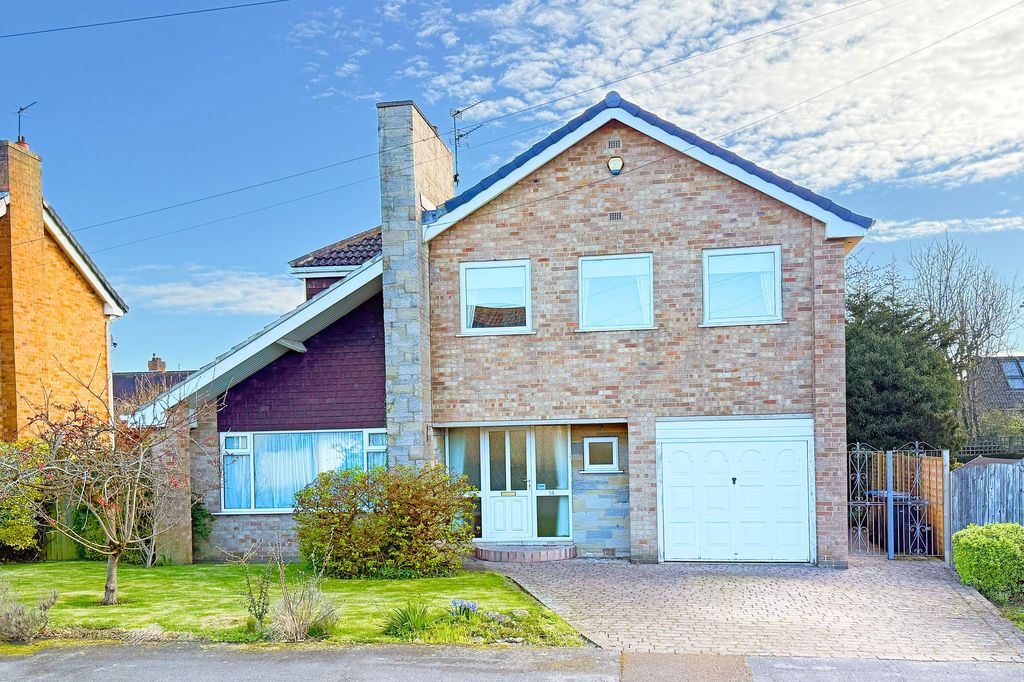 Property photo 1 of 17