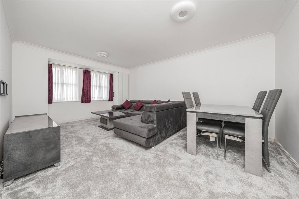 Property photo 2 of 14 Picture No. 03