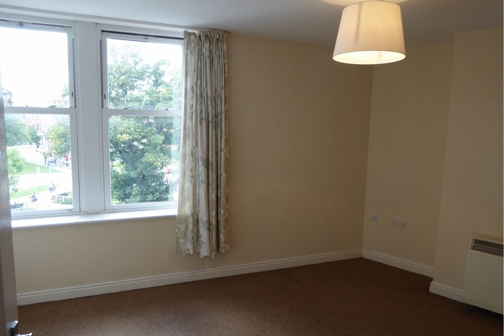 Property photo 3 of 5