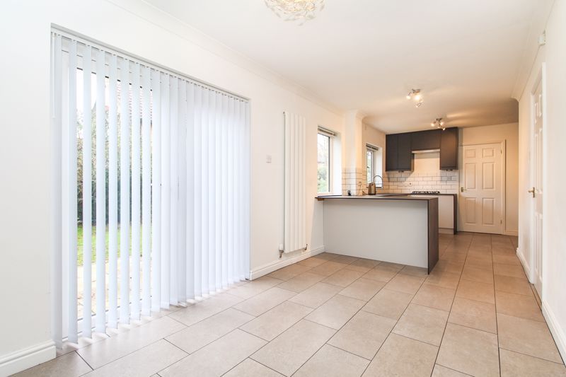 Property photo 3 of 21 Kitchen/Diner