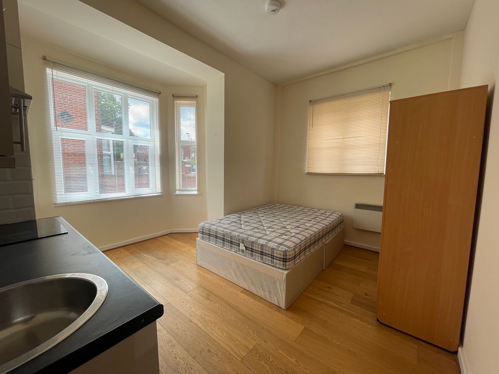 Property photo 1 of 4