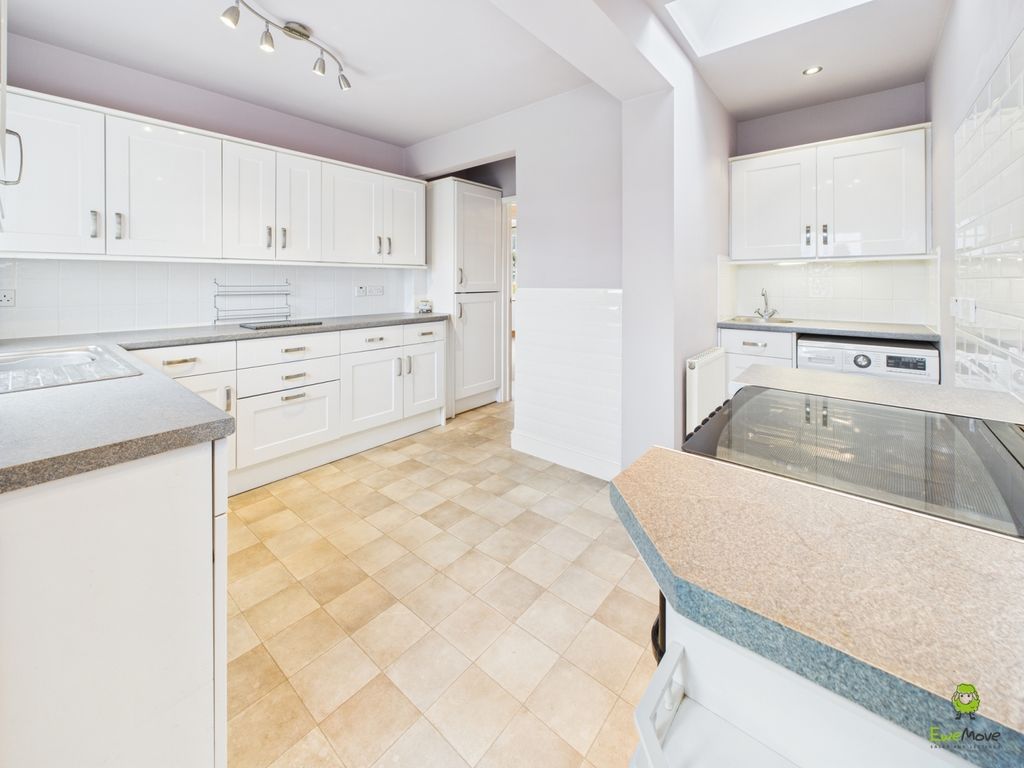 Property photo 3 of 23 Presented By Clinton At Ewemove Bexleyheath And Da